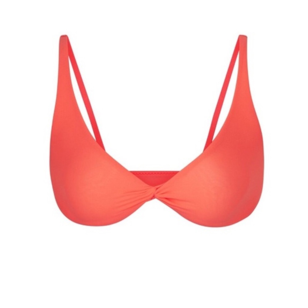 NWT Skims Fits Everybody skimpy bralette in Neon Coral